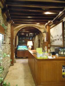 Logis - Hôtel Restaurant l'Ecu de France