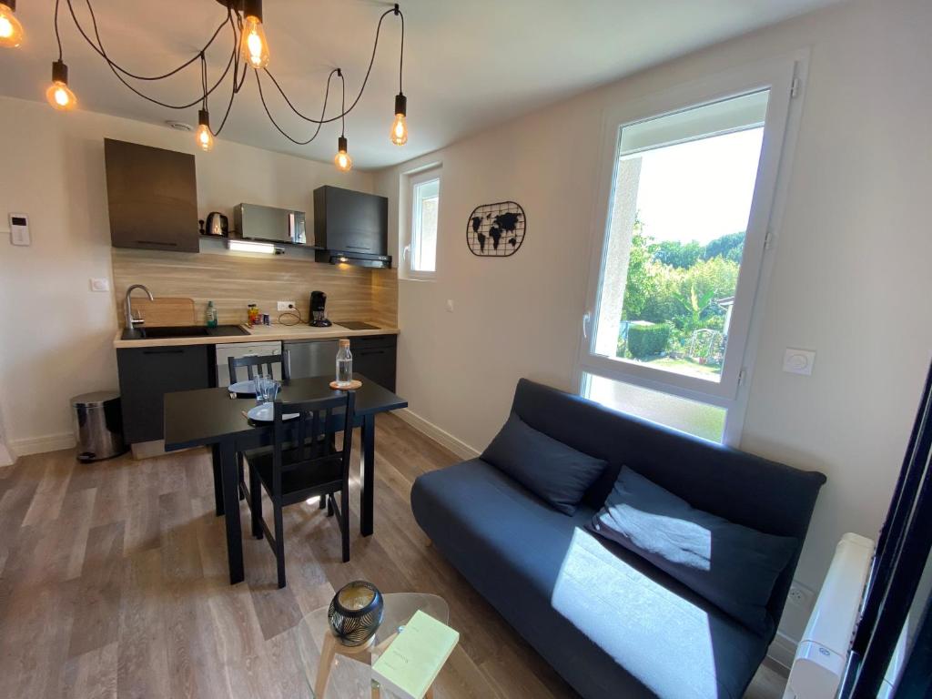 Logis Hotel - Restaurant La Marbrerie 11160 Caunes-Minervois