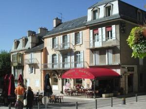 Hôtel Logis Hôtel Restaurant Le Drakkar Place Urbain V 48000 Mende Languedoc-Roussillon