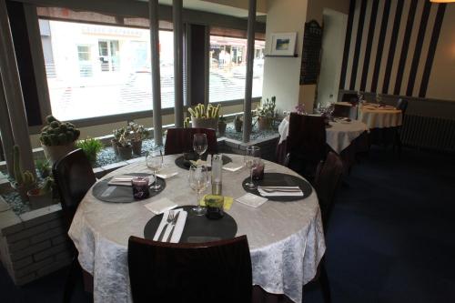LOGIS Hotel-Restaurant Le Relais d'Aligre