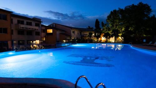 Logis Hotel Restaurant SPA Les Oliviers