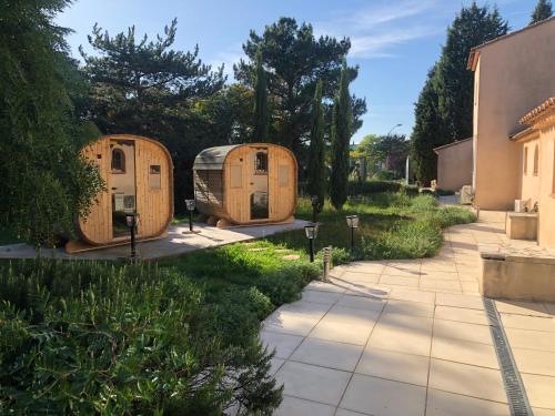 Logis Hôtel & Spa Déjeunez Sous L'Arbre
