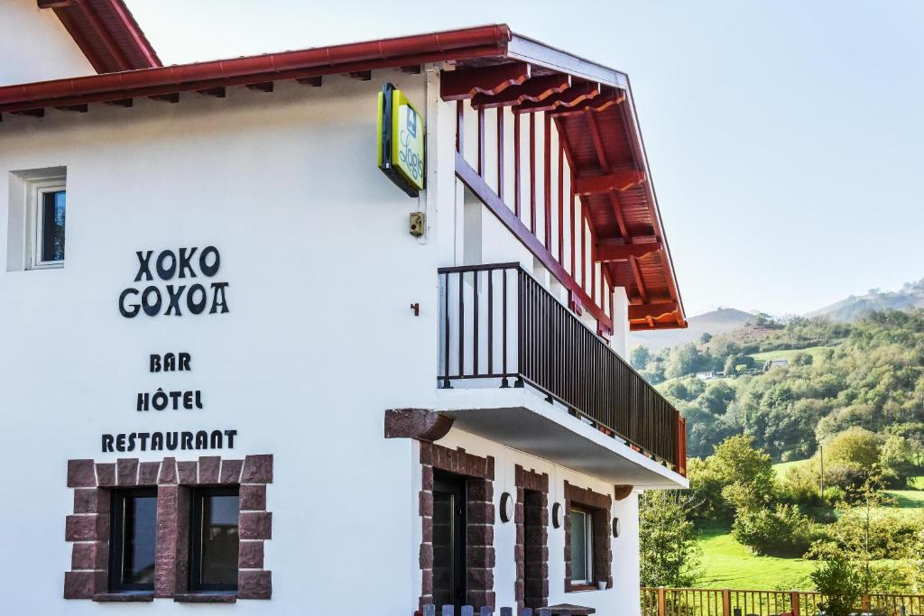 Logis Hotel Xoko-Goxoa Le Bourg, 64220 Saint-Michel