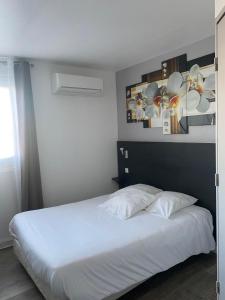 Logis le Marais Romilly Centre