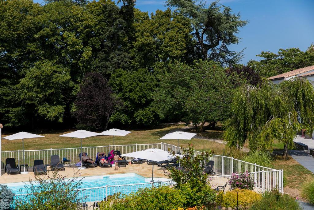 Logis LE RABELAIS Hôtel- Restaurant - SPA 19, Rue De L'ouillette., 85200 Fontenay-le-Comte