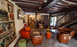 Logis Les Hauts de Montreuil / Le Patio