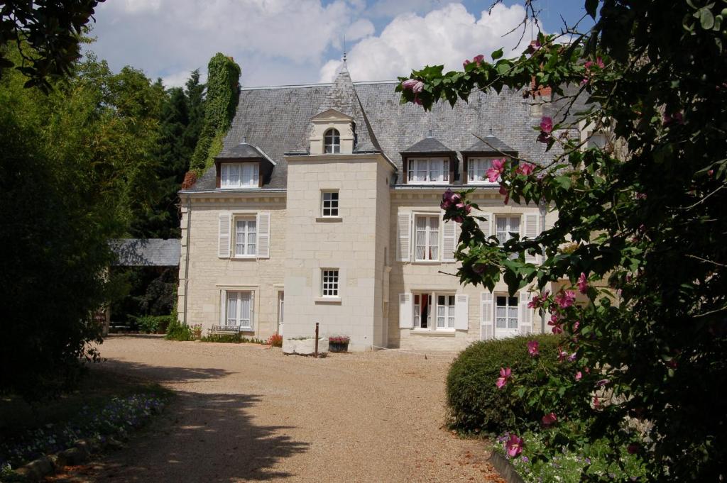 Hôtel Logis Manoir De La Giraudière 15, Rue De La Giraudière 37420 Beaumont-en-Véron