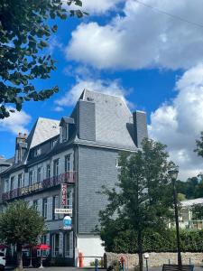 Hôtel Logis Regina 48 Av. Alsace-Lorraine 63150 La Bourboule Auvergne