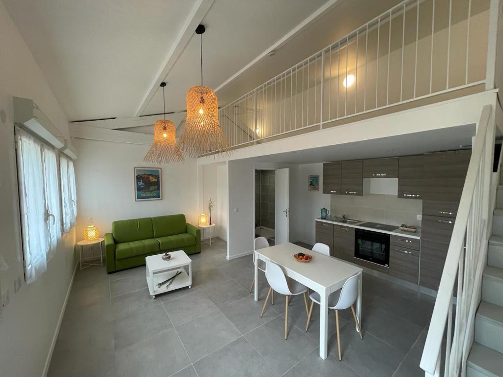 LOOK Hotel & Rooms