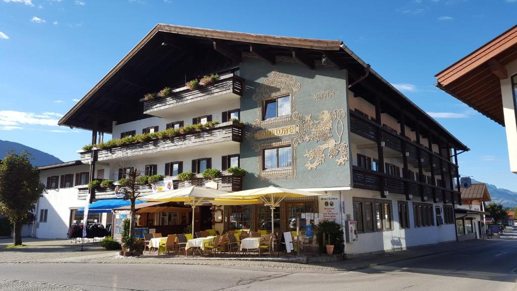 Hôtel Hotel Löwen Tiroler Straße 1, 83242 Reit im Winkl