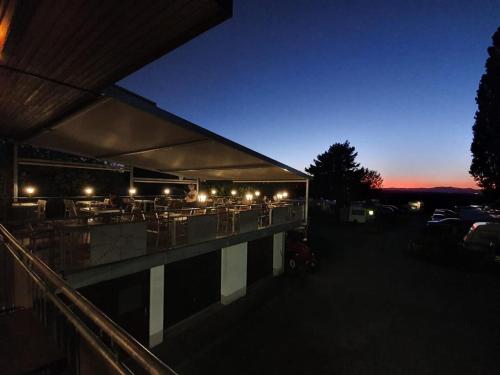 Lug ins Land Restaurant & Ferienwohnungen