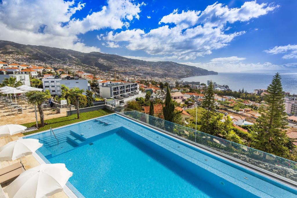Madeira Panorâmico Hotel Rua Estados Unidos da América, 34, 9000 - 090 Funchal