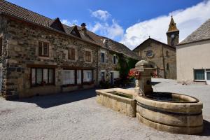 Hôtel Maison VERNET - Hôtel Beauséjour Le Village 07630 Le Béage Rhône-Alpes