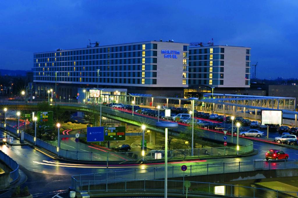 Hôtel Maritim Hotel Düsseldorf Maritim-Platz 1 40474 Düsseldorf