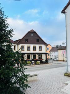 Hôtel Maximo am Königsberg 52 Am Ring 67752 Wolfstein Rhénanie-Palatinat