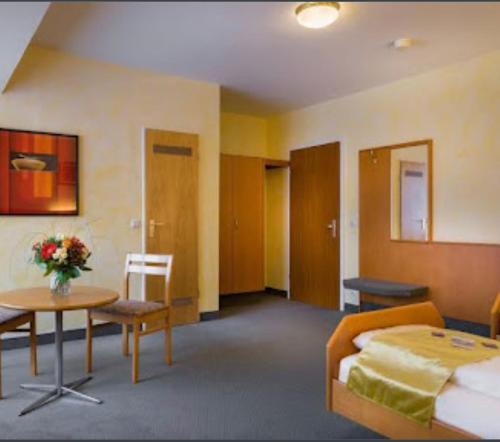 MC Hotel