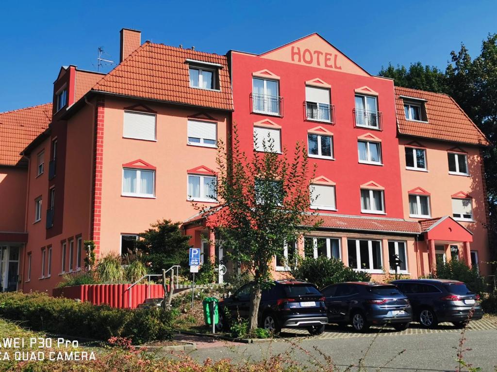 Meister BÄR HOTEL Wettiner Hof Wettiner Str.13, 08371 Glauchau