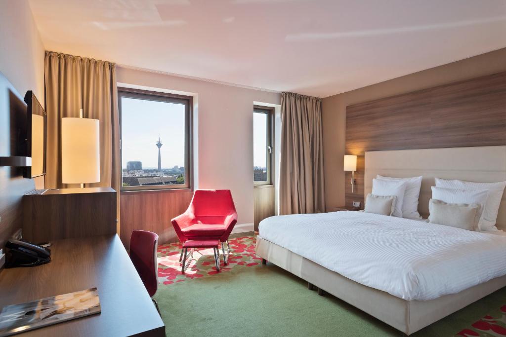 Hôtel Meliá Düsseldorf Inselstr. 2 40479 Düsseldorf