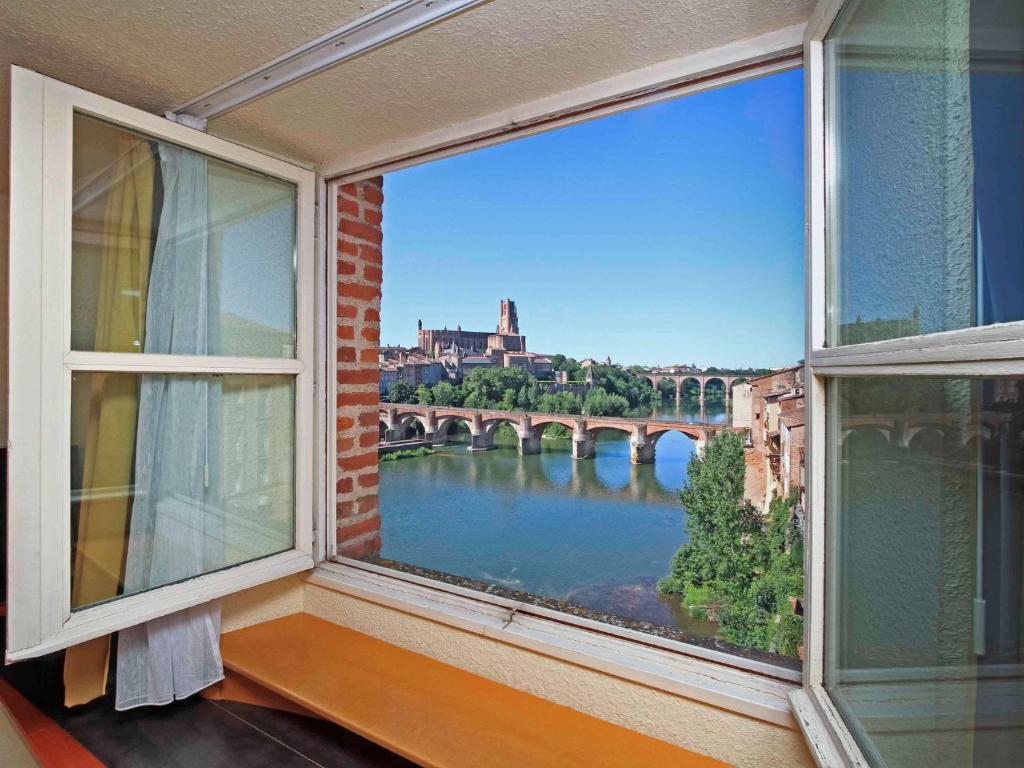 Hôtel Mercure Albi Bastides 41 Bis Rue Porta 81000 Albi