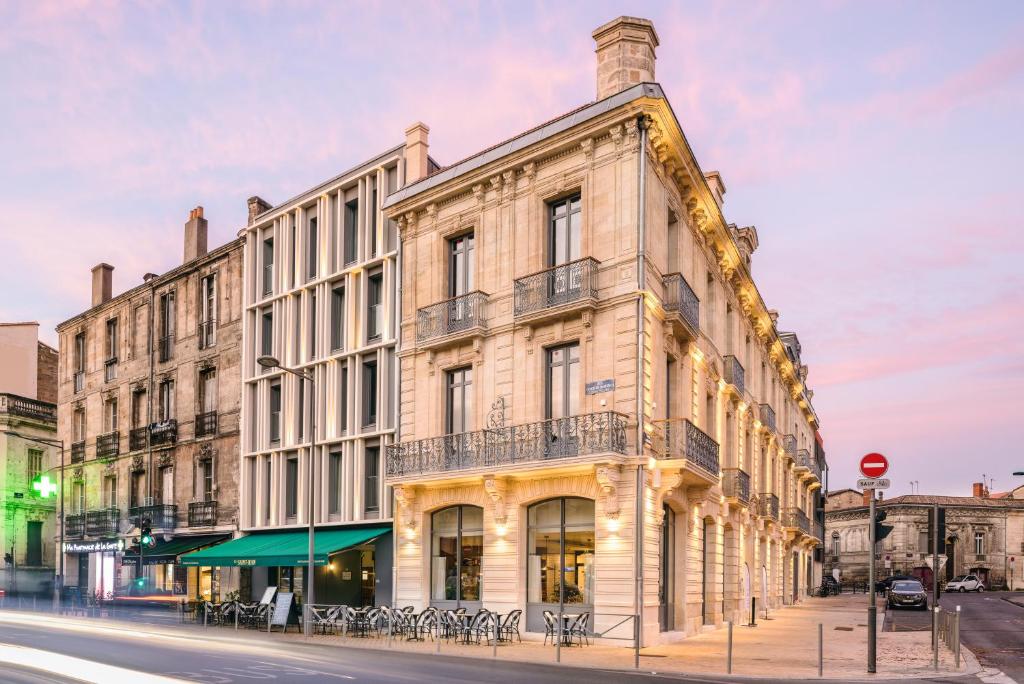 Hôtel Mercure Bordeaux Gare Atlantic 69 Rue Eugene Le Roy 33800 Bordeaux