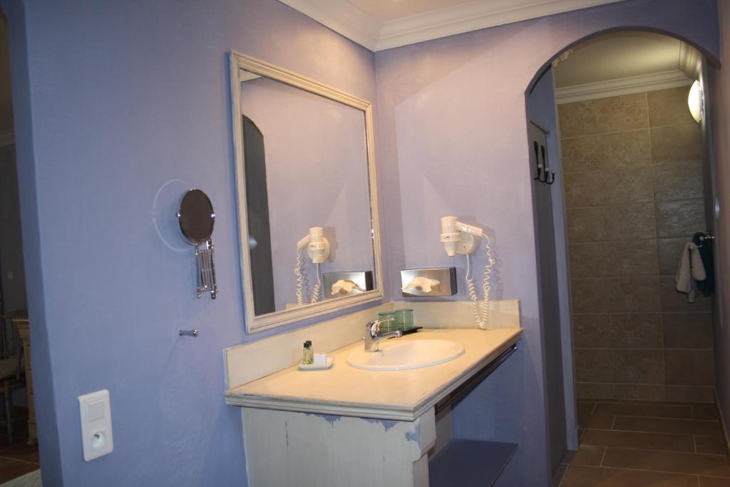 Mercure Cherbourg Centre Port 50100 Cherbourg-en-Cotentin