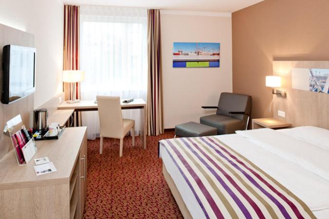 Mercure Hotel Hamburg am Volkspark Albert-Einstein-Ring 2, 22761 Hambourg