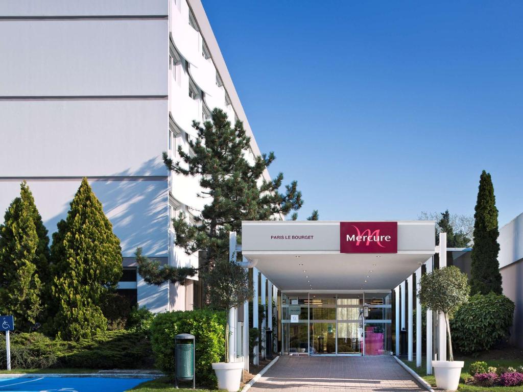 Mercure Paris Le Bourget Aeroport 2 Rue Jean Perrin, 93150 Le Blanc-Mesnil