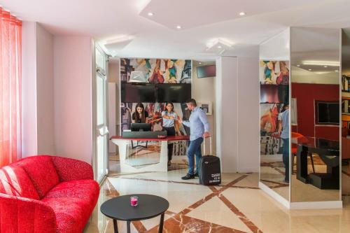 Mercure Paris Pont de Levallois Neuilly