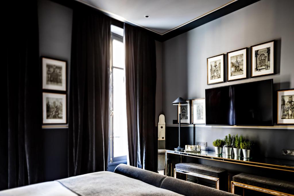 Hôtel Monsieur George Hotel & Spa - Champs-Elysées 17 Rue Washington 75008 Paris