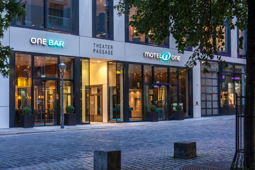 Motel One Leipzig-Augustusplatz Ritterstraße 4, 04109 Leipzig