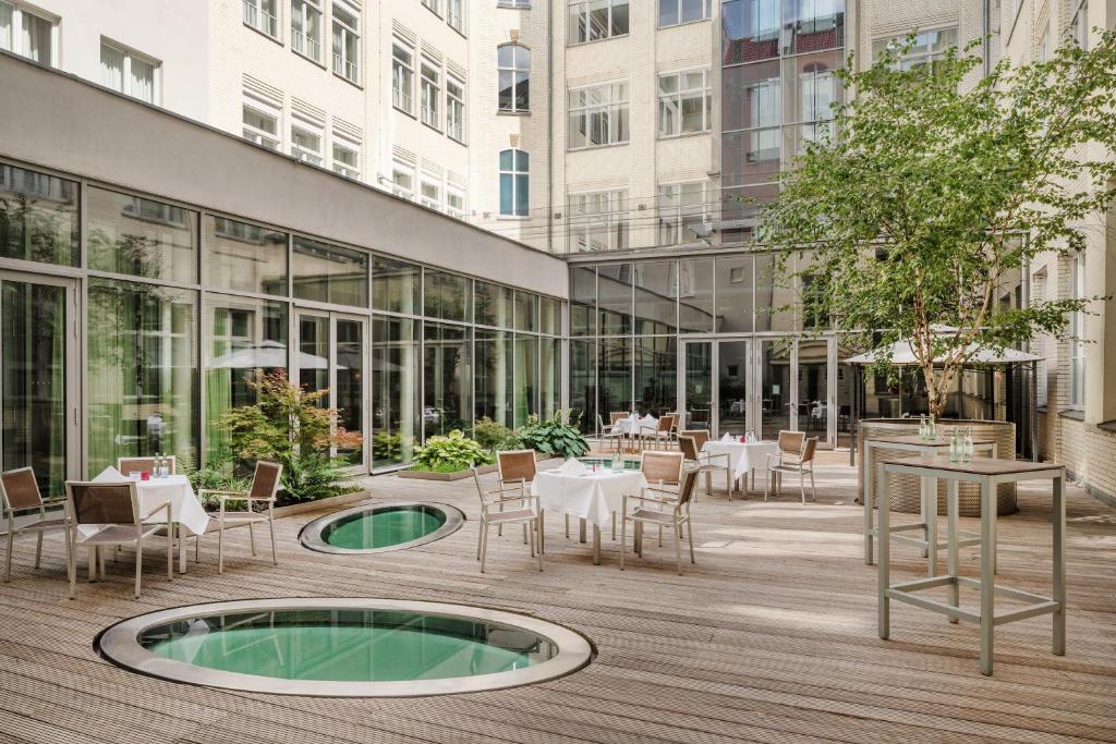 Mövenpick Hotel Berlin Am Potsdamer Platz Schöneberger Str. 3, 10963 Berlin