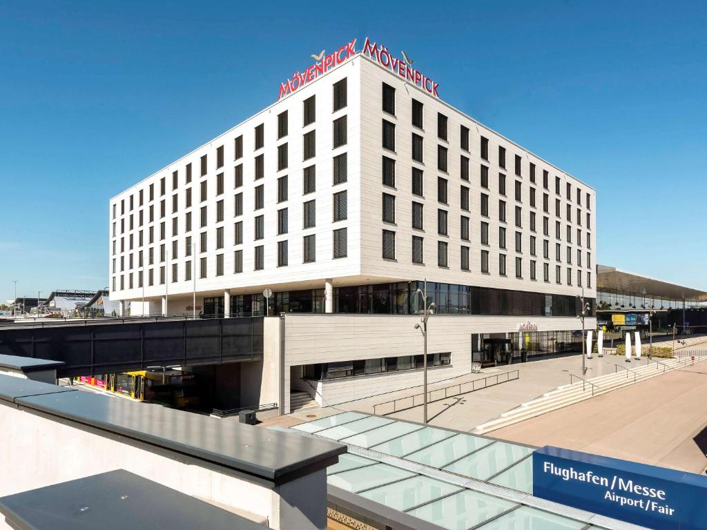 Hôtel Mövenpick Hotel Stuttgart Messe & Congress Flughafenstraße 43 70629 Stuttgart