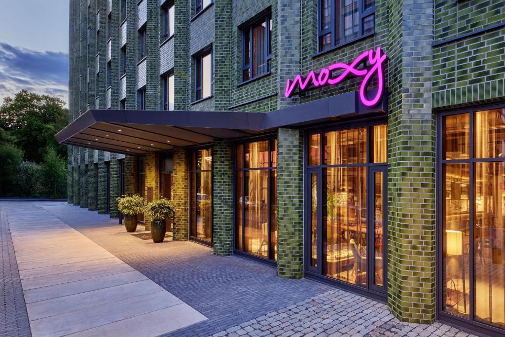 Hôtel Moxy Cologne Muelheim Am Kabellager 15 51063 Cologne