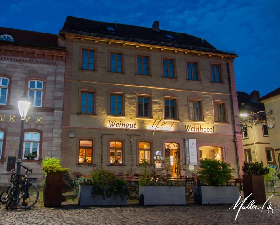 Hôtel Müller! Das Weingut & Weinhotel 12 Am Marktplatz 97762 Hammelburg