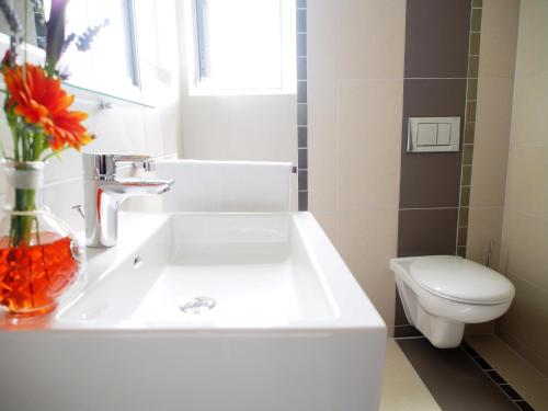 Myhotel