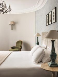 Hôtel New Hotel Roblin 6, rue Chauveau-Lagarde 75008 Paris Île-de-France