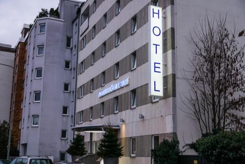 Hôtel Hotel Niederräder Hof Trift Str. 33 Francfort-sur-le-Main