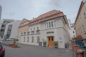 Nineofive Hotel