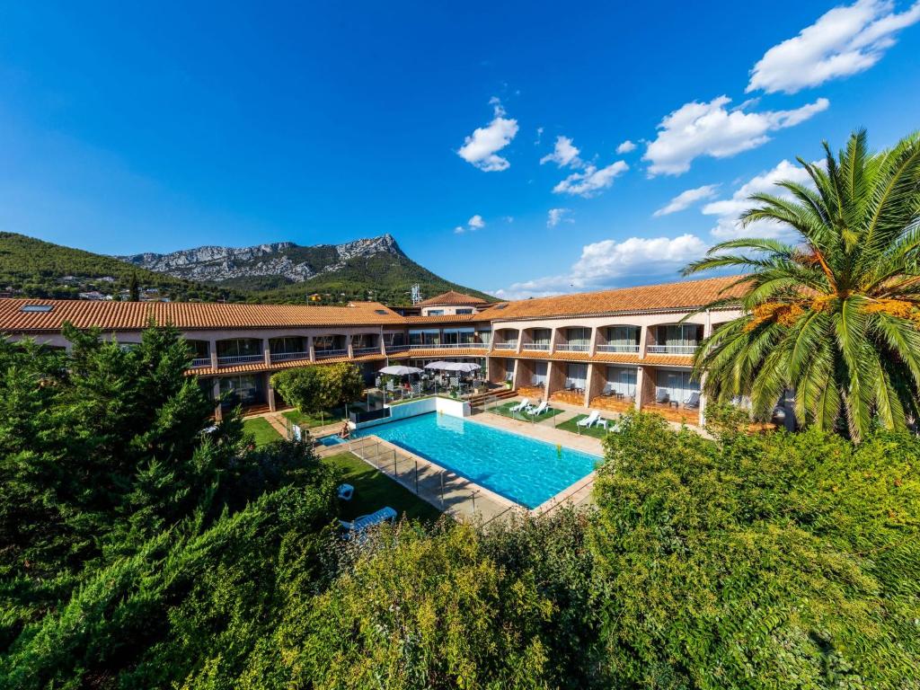 Hôtel Noemys Toulon La Valette - ex Mona Lisa Val'hotel Parc Hôtelier, Za Paul Madon, Avenue René Cassin, La Valette Du Var 83160 La Valette-du-Var