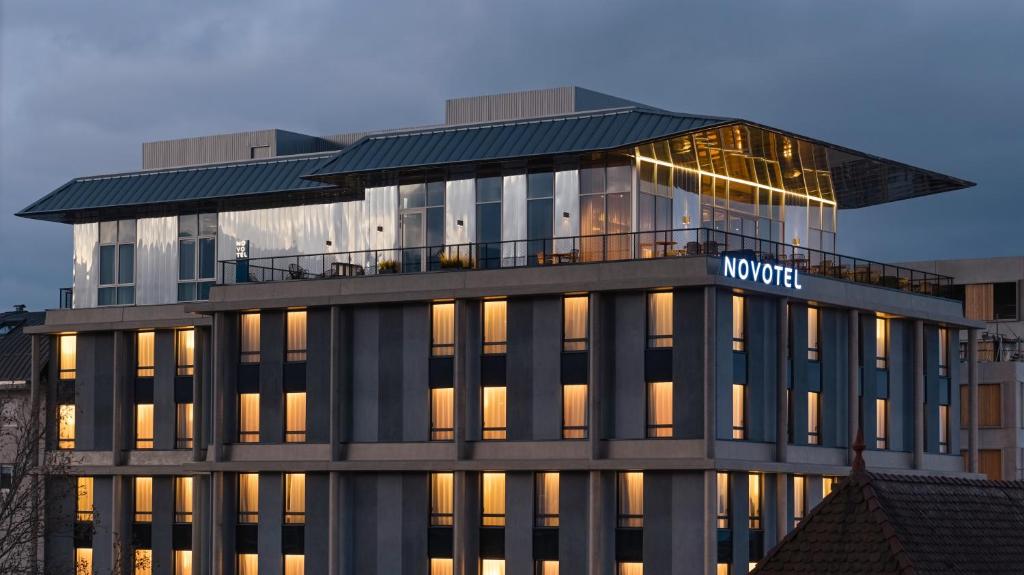 Novotel Annemasse Centre - Porte de Genève 6 esplanade François Mitterrand, 74100 Annemasse