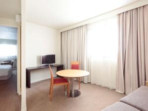 Hôtel Novotel Atria Nimes Centre 5 boulevard de Prague 30000 Nîmes Languedoc-Roussillon