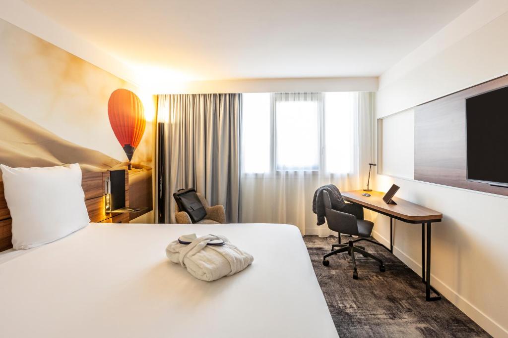 Novotel Bordeaux Centre Gare Saint Jean 28-30 Rue Tauzia, 33800 Bordeaux