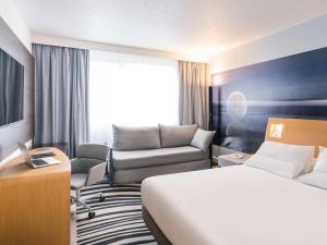 Hôtel Novotel Limoges Le Lac 2 Avenue d'Uzurat 87280 Limoges Limousin