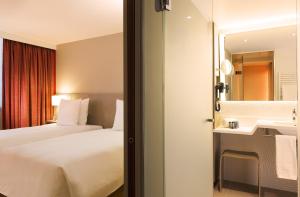 Hôtel Oceania Paris Roissy CDG 34-36 rue de Paris 77990 Le Mesnil-Amelot Île-de-France