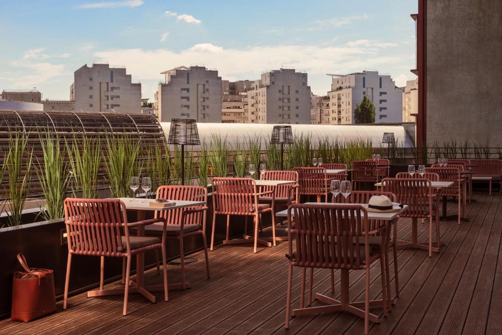 OKKO Hotels Paris La Défense 2261 Boulevard de la Défense, 92000 Nanterre