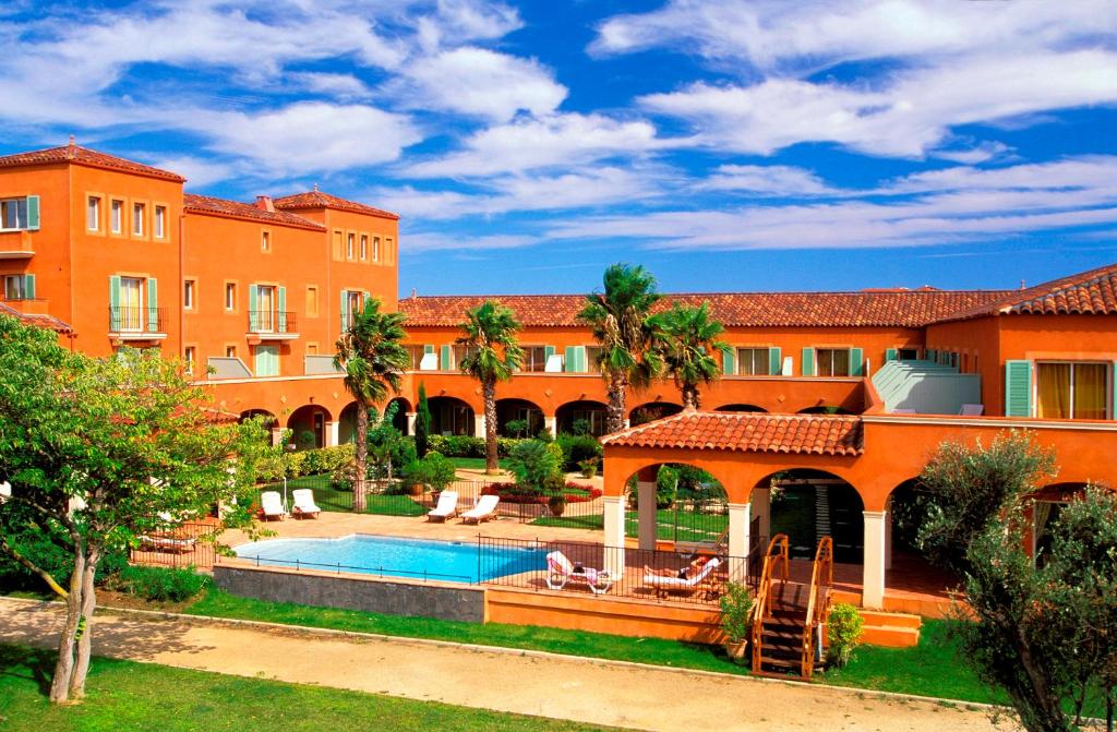 Hôtel Palmyra Golf Hotel & Spa 4 avenue des Alizés - Le Golf du Cap 'Agde 34300 Le Cap d\'Agde