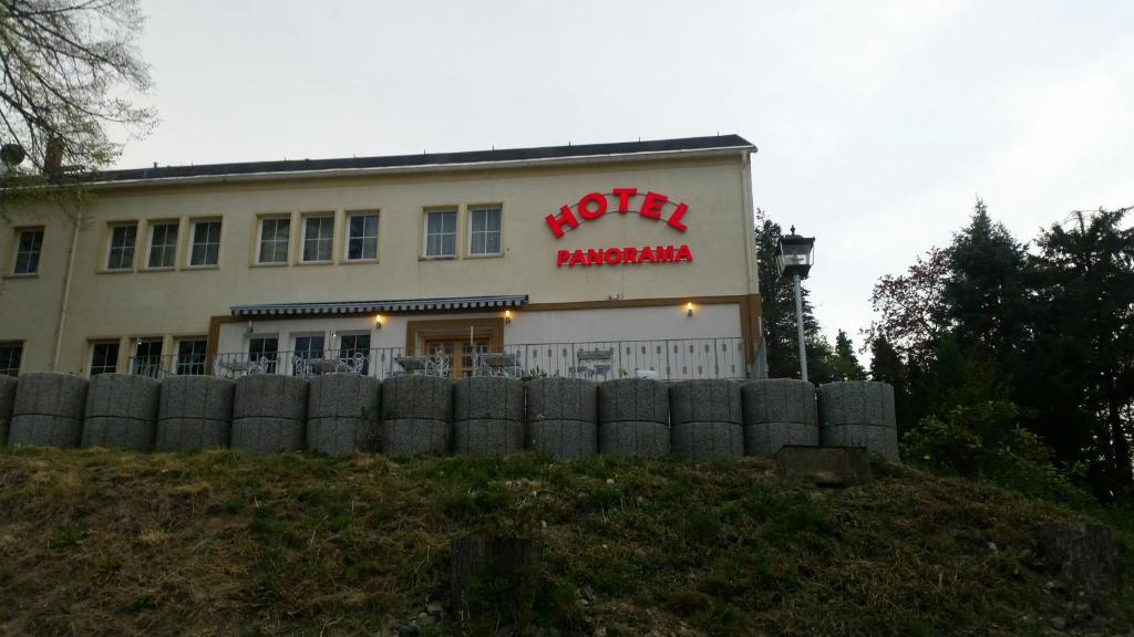 Hôtel PanoramaHotel Felsenmühle 1 An der Felsenmühle 02730 Ebersbach