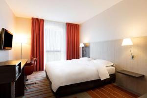 Hôtel Park Inn by Radisson Lille Grand Stade 211, Boulevard de Tournai 59650 Villeneuve-d\'Ascq Nord-Pas-de-Calais