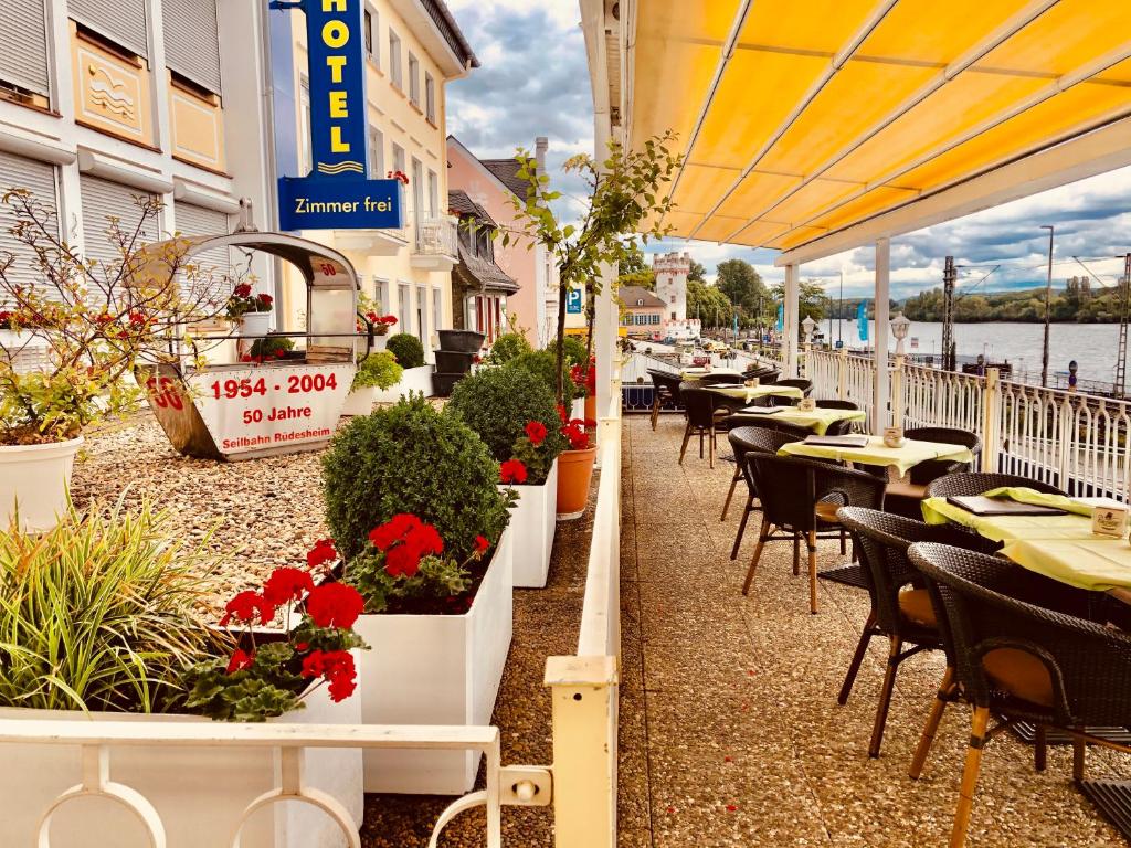 Hôtel Parkhotel Rüdesheim Rheinstrasse 21 - 23 65385 Rüdesheim am Rhein