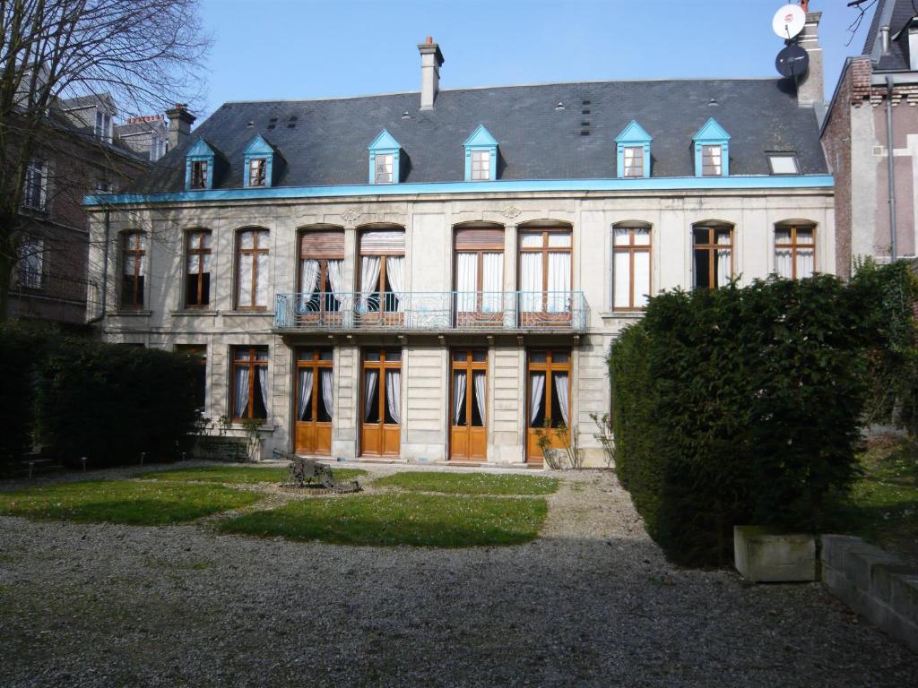 Maison d'hôtes Hôtel Particulier des Canonniers 15, Rue Des Canonniers, 02100 Saint-Quentin